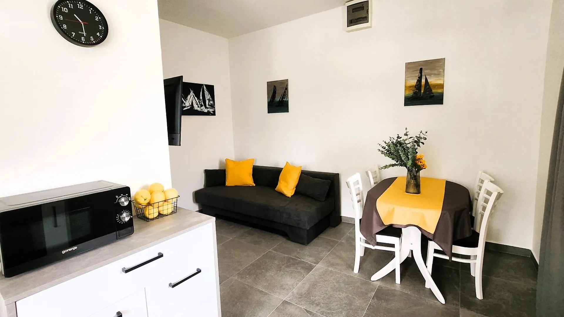 Apartments Maestral Malinska 0*,