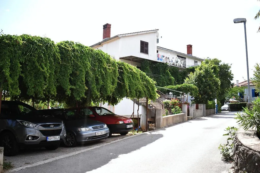 Apartments Maestral Malinska