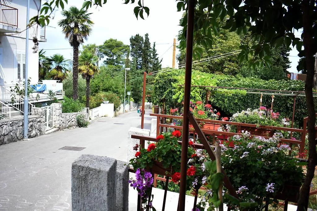 Apartments Maestral Malinska Kroatien