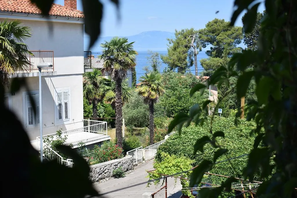 Apartments Maestral Malinska